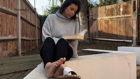 FeetWondersPublic candid footage close up SOLES