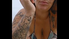 Estou usando calcinha na praia pra chamar aten&ccedil_&atilde_o dos casados, e v&ecirc_ se encontro um pra me fude gostoso