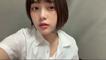 初めての会社面接で着たリクルートスーツでオナニー。おまんこの臭いがスーツにこびりついてる...。