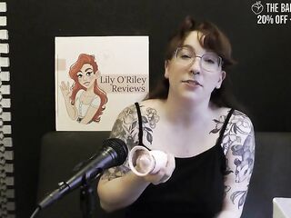 NSFW Review of the Playgirl Pistil licking dildo from The Bad Peach