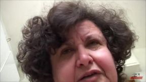 Chubby old woman uses toilet brush to masturbate