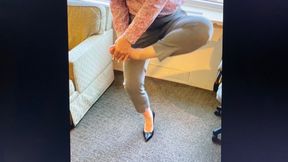 The Hotel Manager's Toe Troubles WMV