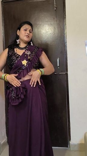 Desi Puja Bhabhi Nude Dance