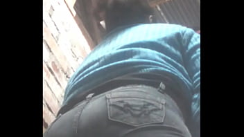 espiando ba&ntilde_os