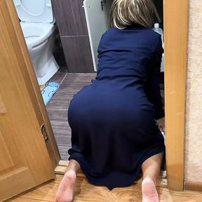 It&#039;s perfect to bend over in the bathroom to get a dick in the ass for anal sex with a MILF