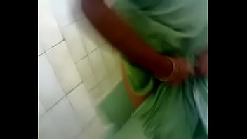 Desi Randi Pissing