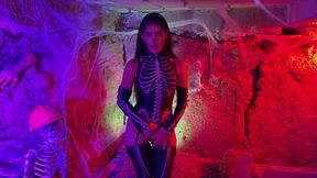 Petite Colombian woman gets aroused upon seeing a skeleton on Halloween night - Carolina Guerrero