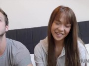 HUNT4K. Babe hat Sex für Geld um eine Nacht im Hotelzimmer zu bezahlen