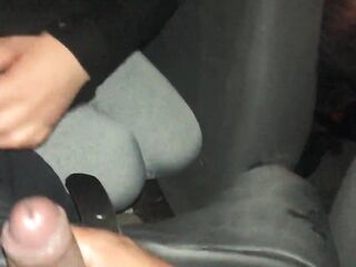 Single mother sucks my dick in a taxi during the time that walking throughout the streets of Lima.