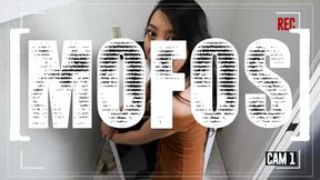 MOFOS - Scarlet Chase Goes From Friendzone To Anal Zone And Gets Her Ass Filled With Cum