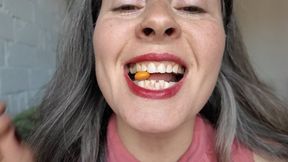 she will crush a tiny bugs with her wild sharp teeth