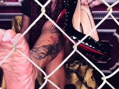 MistressRavenFD - WORSHIP MY SWEATY FEET RED BOTTOMS FROM