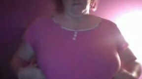 Webcam solo with a chubby old whore toying her hairy cunt