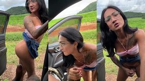 putaria na estrada veja eu mamando o puto ate ele me da leite na boca, depois gozei muito tambem!