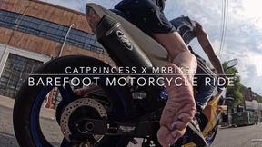 Barefoot motorcycle ride on a sunny NYC day, sexy size 9 milf soles, blue toes, flip flop drop, dirty feet, long tattooed legs
