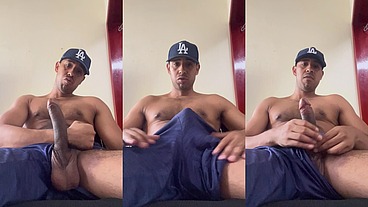 Heterosexual caliente se pone cachondo frente a la camara