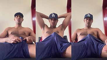 Heterosexual caliente se pone cachondo frente a la camara