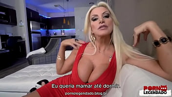 Legendado Madrasta precisando de aten&ccedil_&atilde_o mas seu marido nunca esta em casa, ent&atilde_o seu enteado resolve o problema