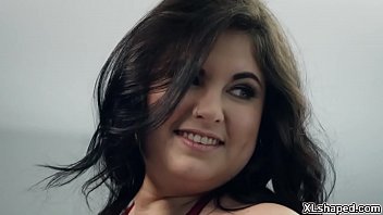Voluptuous plump MILF gets her big cock deepthroat and titfuck