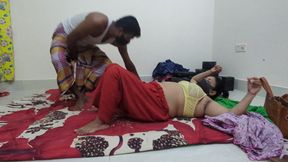 Real desi couple in Singapore)