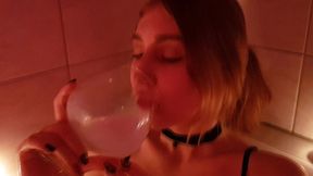 чувственный футджоб от милашки и слюнявый минет из ванны - кончили вместе - pussykagelove