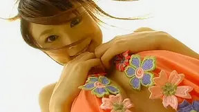 Akane Suzuki Teases Tempts in Steamy Solo Session