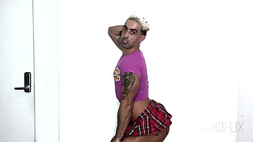 Boy de Calcinha saiu da TV pra me dar o cu