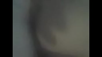 de a perrito en su rica colita de mi vecina