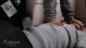 You deserve to have your face trampled (Full HD 1080p MP4)