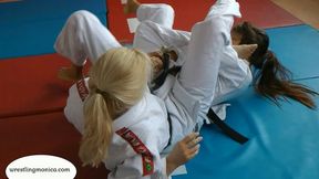 Competitive Gi Grappling Lina vs Tyger