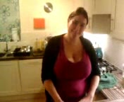 My BBW busty wife does kitchen work and shakes her big boobs