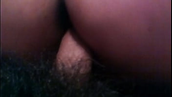 Cogiendome a la nalgona de mi amante, que rico me monta