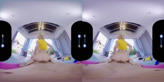 BaDoinkVR.com Kenzie Reeves Banged For Trespassing