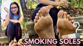 POV Soles Out & Smoking in the Park (1080p)