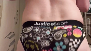 Twerking my ass