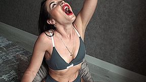 The widest mouth yawns (1280x1080 HD) MOV