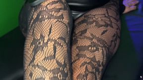 Kathouse Productions Presents AsianGoddessCat X Latina Solez Femsub Worship (foot gagging)