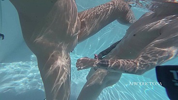 Underwater Anal with her Toyboy