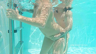 Underwater Anal with her Toyboy