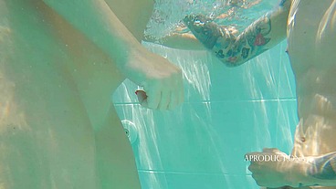 Underwater Anal with her Toyboy