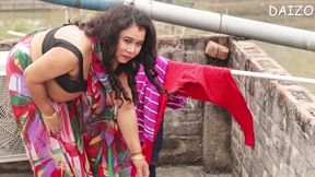 Desi Bahi Ko Akele Me Chod Diya