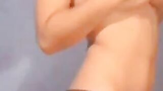 Curvaceous Babe Masturbates To Orgasm For Her Fans