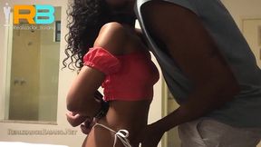 brazillian bull realizador baiano, cuckold ajuda esposa novinha a gozar na rola do comedor negao dotado de salvador. casada gozando com rb e marido corno assistindo de perto. young couple horn