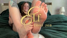 Elf foot job