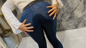 Peeing in skinny jeans and shower masturbation!