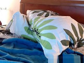 Hot chat host fingering and toying cunt cums hard