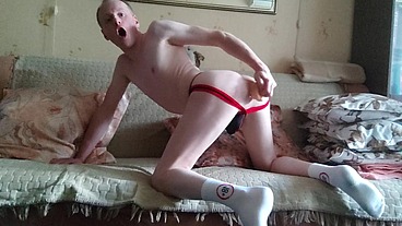 LanaTuls - Anal Slut and Whore - Fucking ManCunt Pussy With Dildo on Bed in DoggyStyle. Гей шлюха москва.