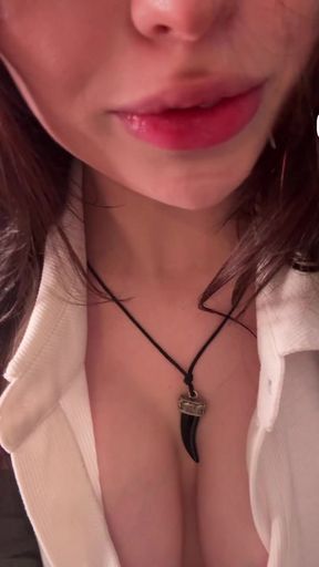 Teen onlyfan babe shows off her petite cute tits
