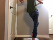 Desperate jeans wetting