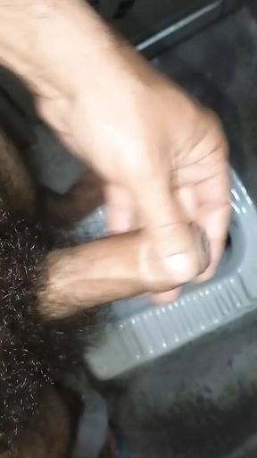 Indian middle age man masterbate his small pennis